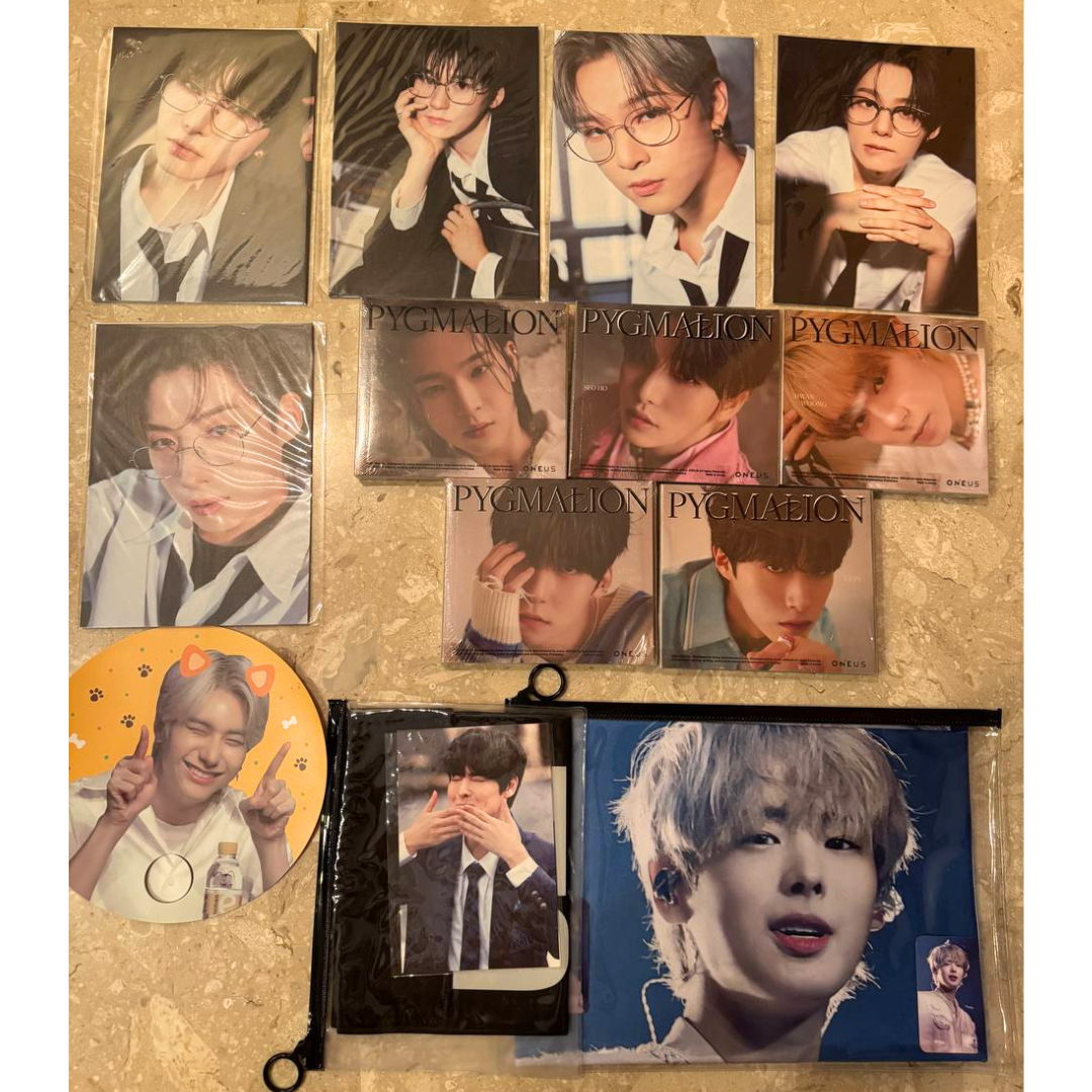 [ONEUS] Albums and Slogan Set