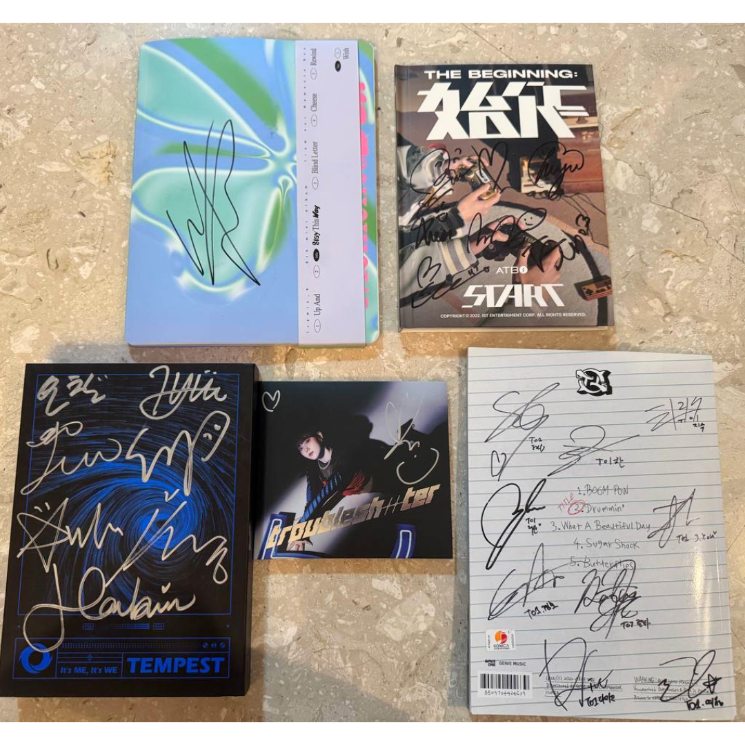 [Mwave] Signed Albums